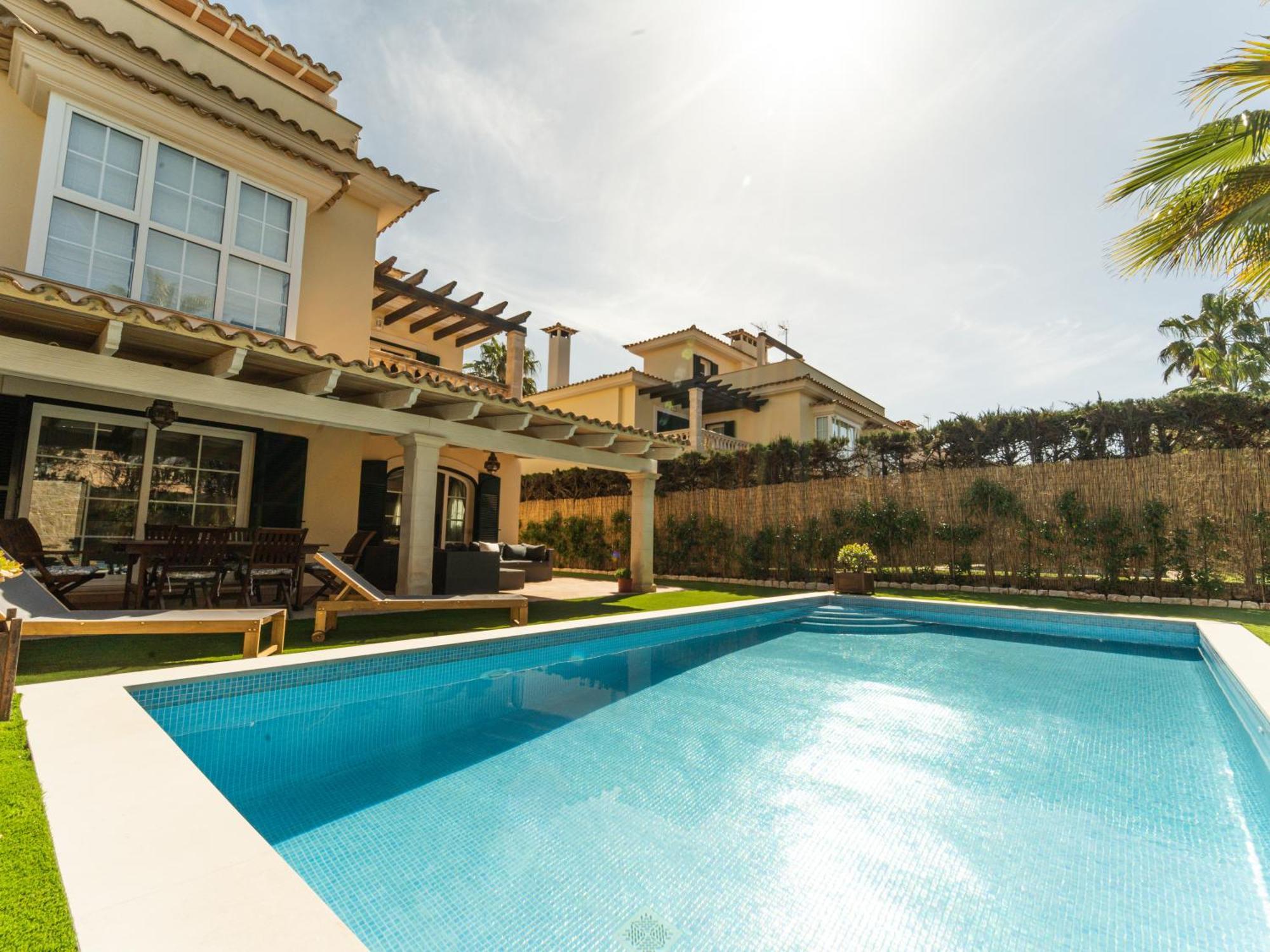 Casa Pinsa - Grosszuegiges Mediterran-stilvolles Mit Eigenem Pool In Puig De Ros Hébergement de vacances *